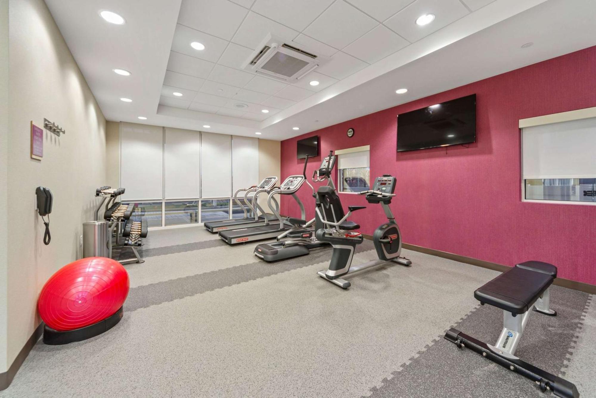 Home2 Suites By Hilton Newark Airport Экстерьер фото