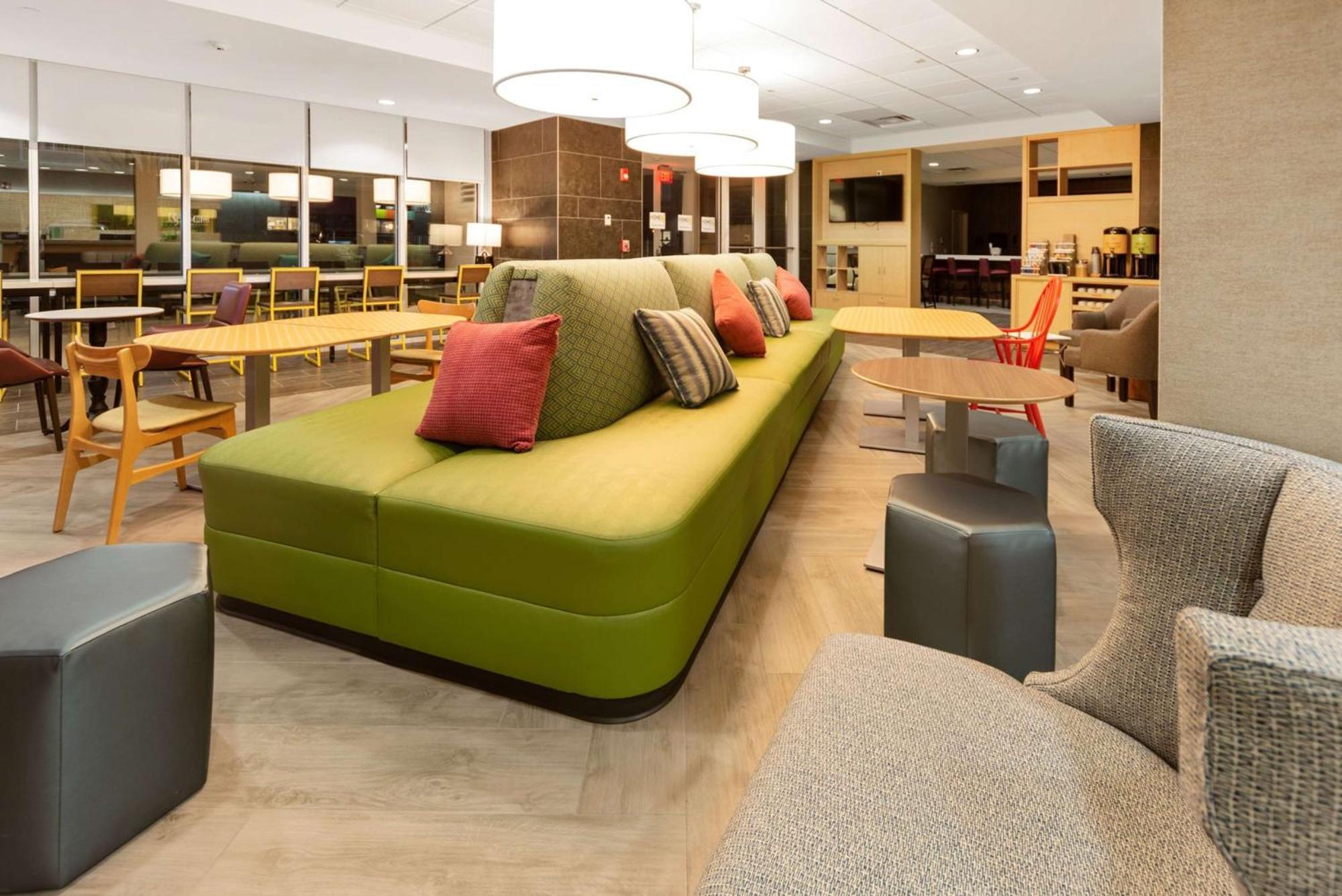 Home2 Suites By Hilton Newark Airport Экстерьер фото