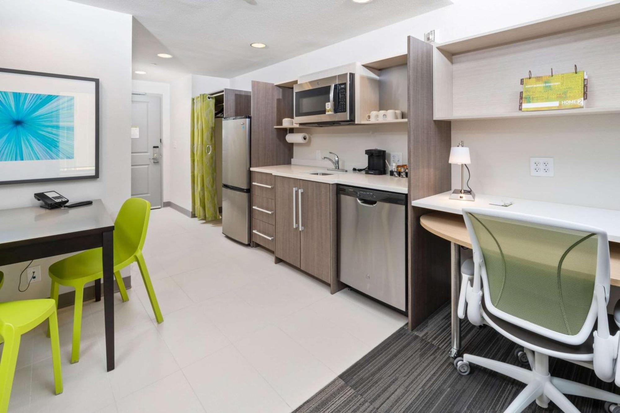 Home2 Suites By Hilton Newark Airport Экстерьер фото