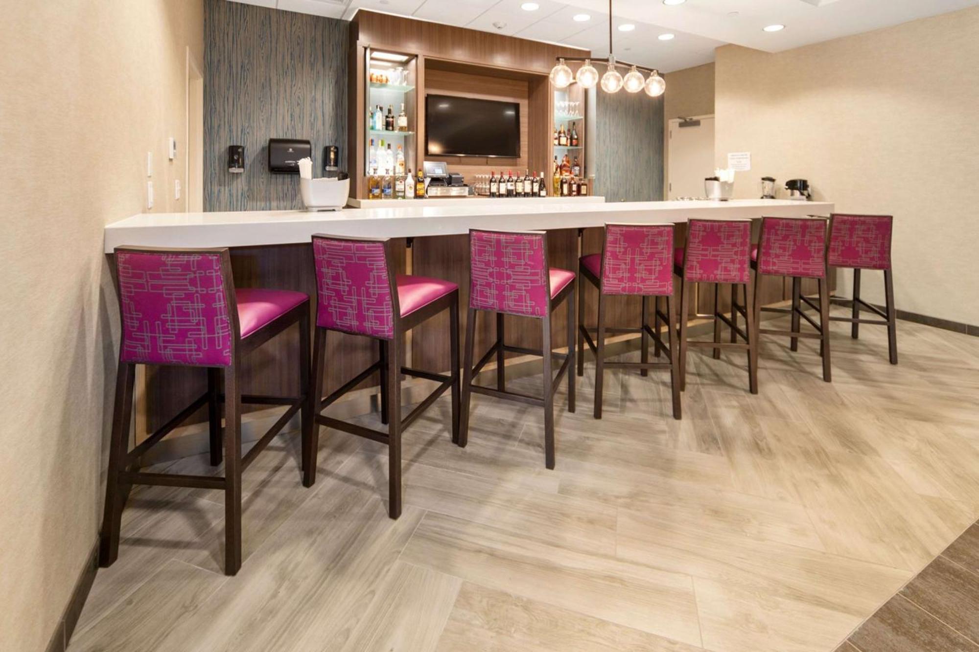 Home2 Suites By Hilton Newark Airport Экстерьер фото