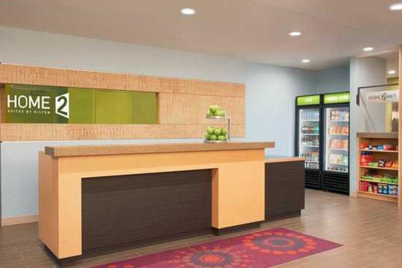 Home2 Suites By Hilton Newark Airport Экстерьер фото