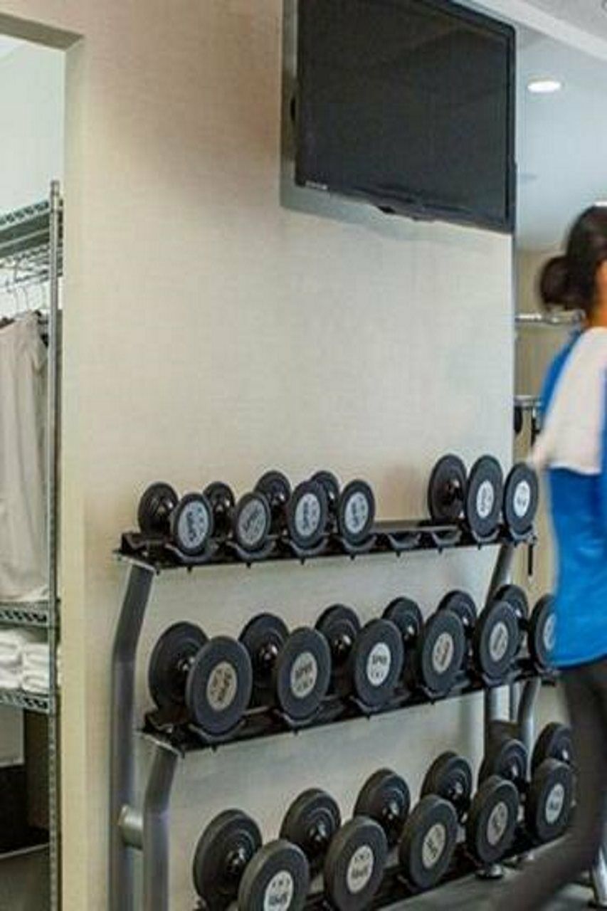 Home2 Suites By Hilton Newark Airport Экстерьер фото