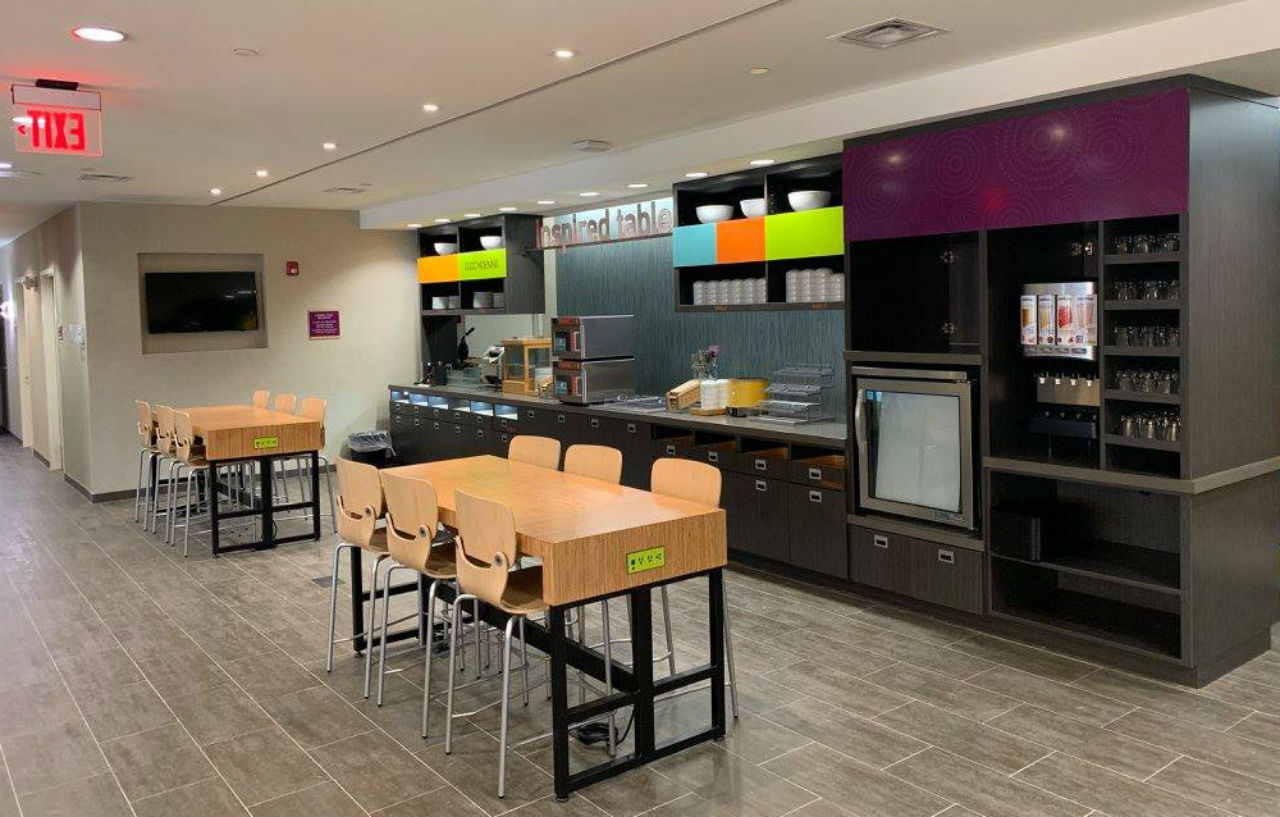 Home2 Suites By Hilton Newark Airport Экстерьер фото